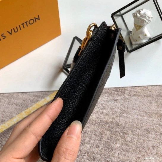 WIS POCHETTE MÉLANIE MM LOUIS VUITTON 0926